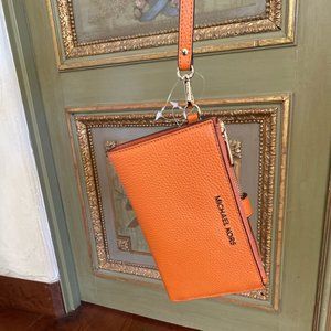 NWT Michael Kors double zip leather wallet